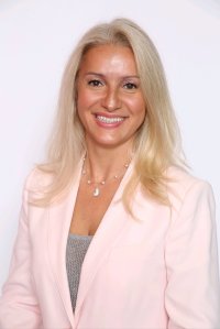 Dr. Ruxandra Costescu